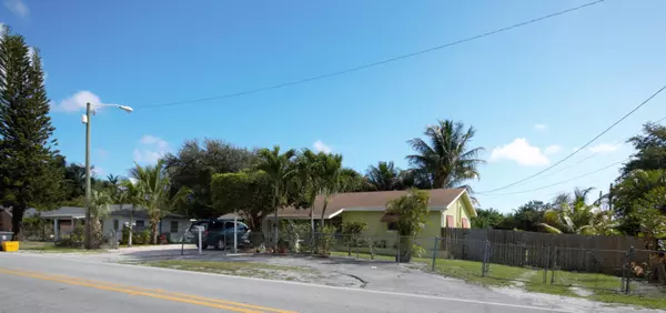 Lake Worth, FL 33461,4286 Davis RD