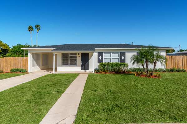 534 NW 5th ST,  Boynton Beach,  FL 33435