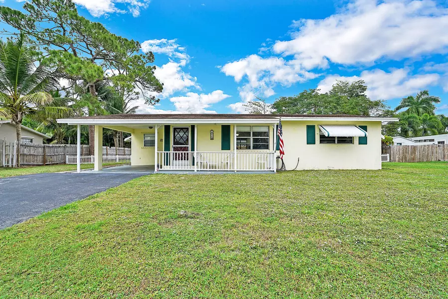 44 W Palmetto RD, Lake Worth, FL 33467