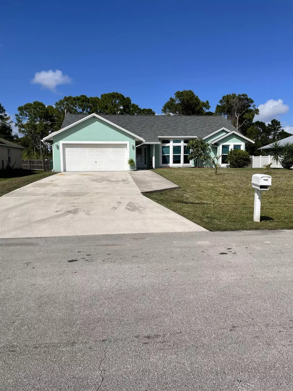 Port Saint Lucie, FL 34953,1425 SW Aachen AVE