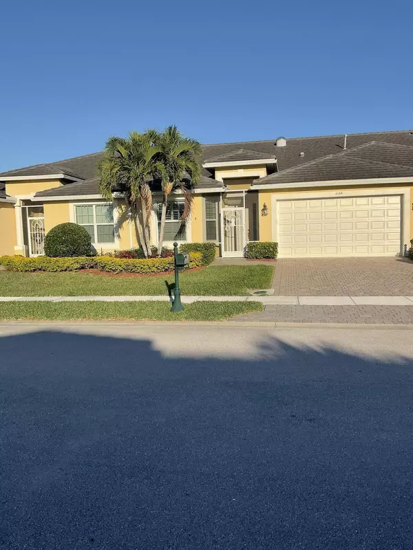 6144 NW Kendra LN, Port Saint Lucie, FL 34983