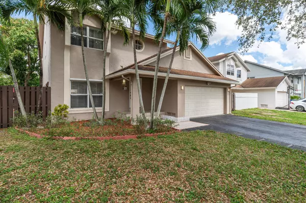 Pembroke Pines, FL 33025,9751 SW 12th ST