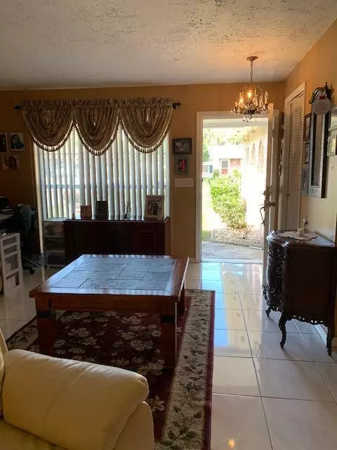 Port Saint Lucie, FL 34952,772 Lindo LN