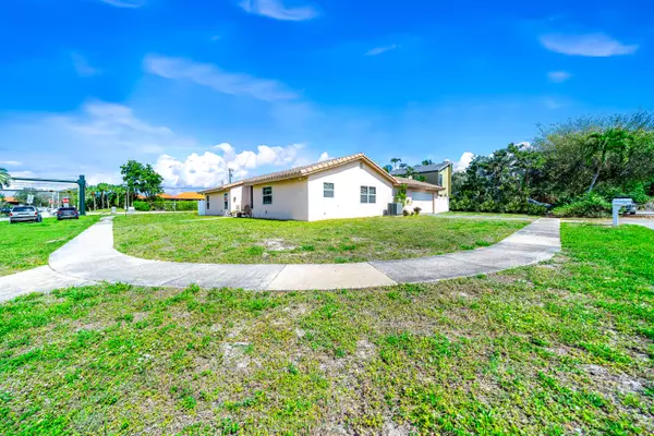 5066 NW 3rd AVE, Boca Raton, FL 33431