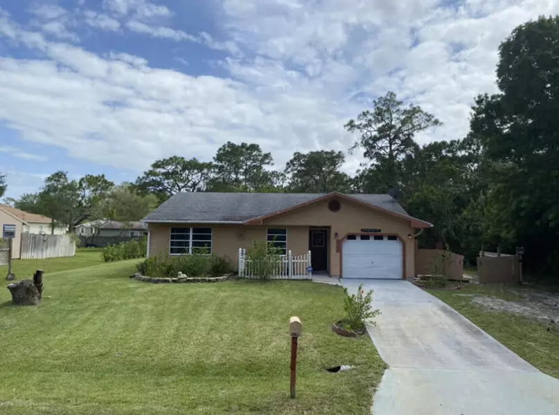 1230 SE Alcazar ST, Palm Bay, FL 32909