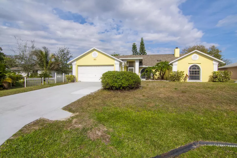 1031 Landsdowne DR, Sebastian, FL 32958