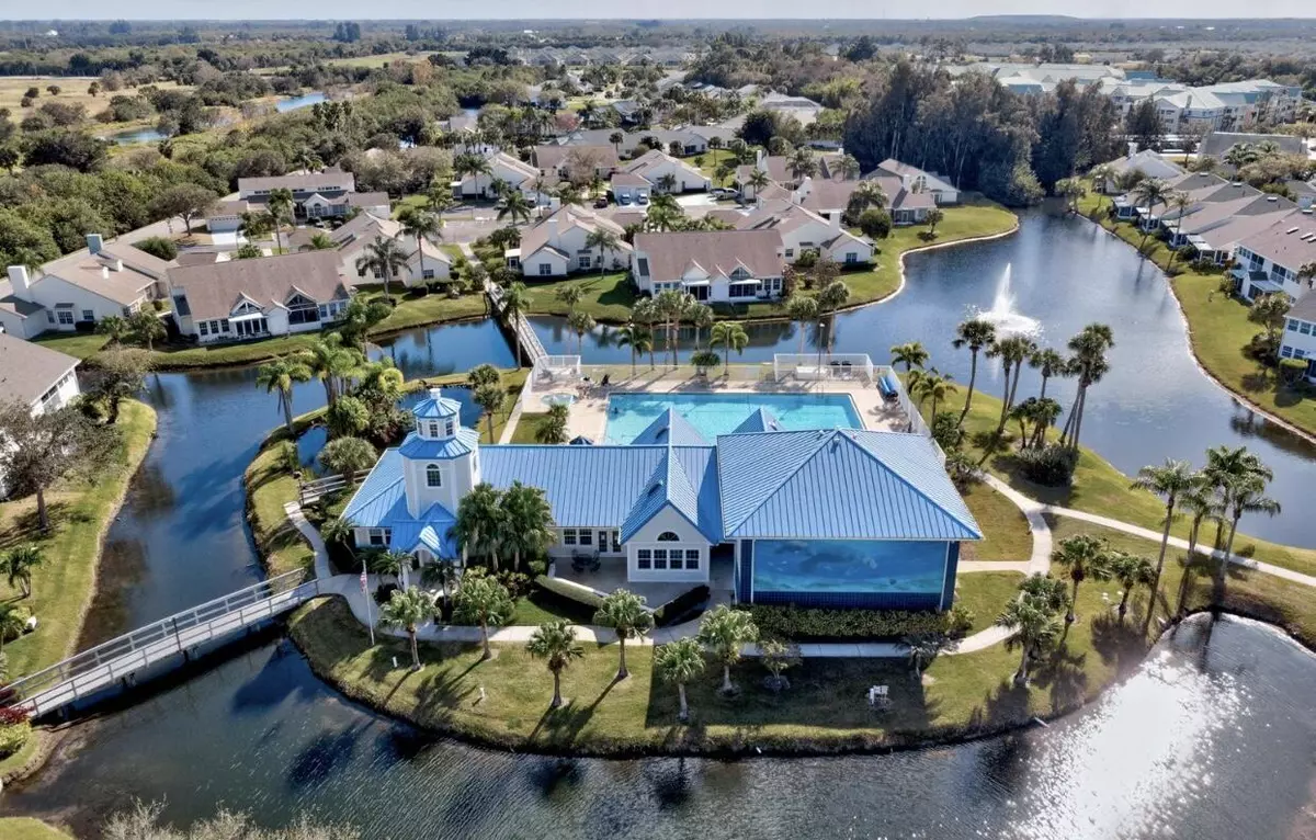 Vero Beach, FL 32966,1927 Aynsley WAY 33-2