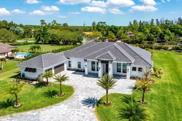 8560 E Wendy LN, West Palm Beach, FL 33411