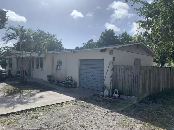 Lake Worth, FL 33461,3732 N N 10th AVE