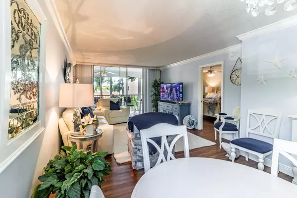 Boynton Beach, FL 33435,740 E Ocean AVE 201