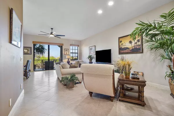 Tequesta, FL 33469,202 Del Sol CIR