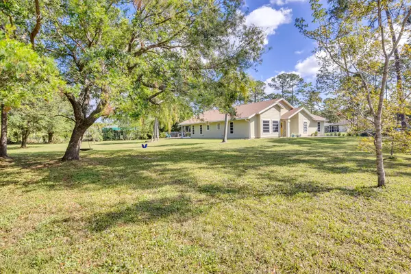 Loxahatchee, FL 33470,15389 N 83rd LN