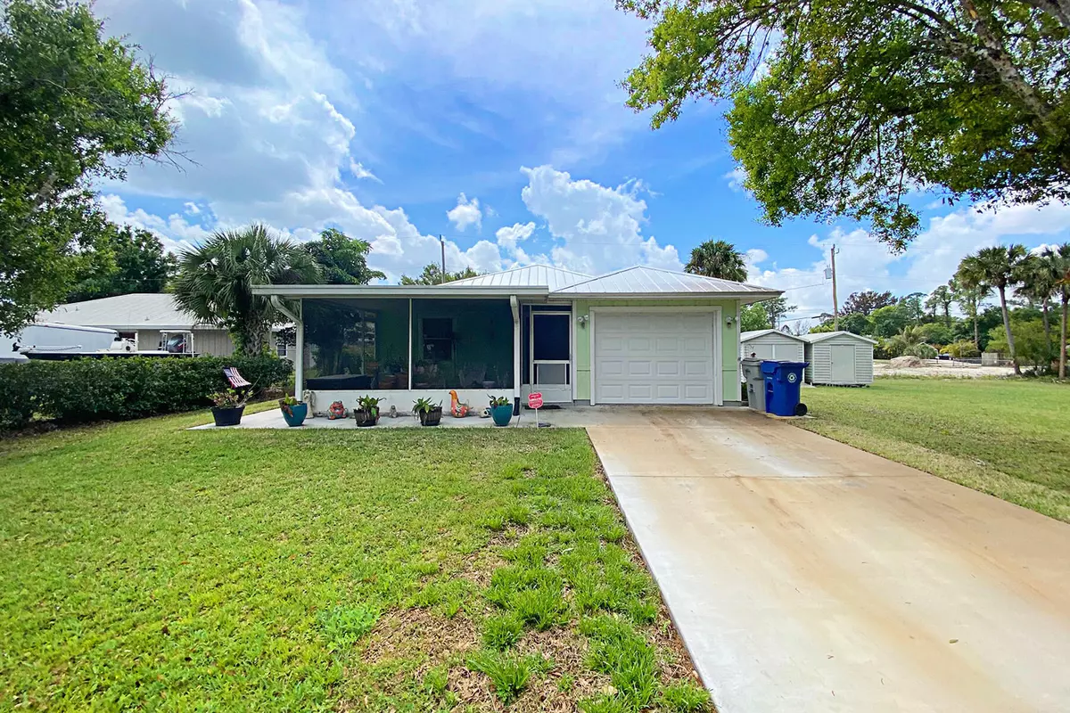 Vero Beach, FL 32968,6115 7th PL