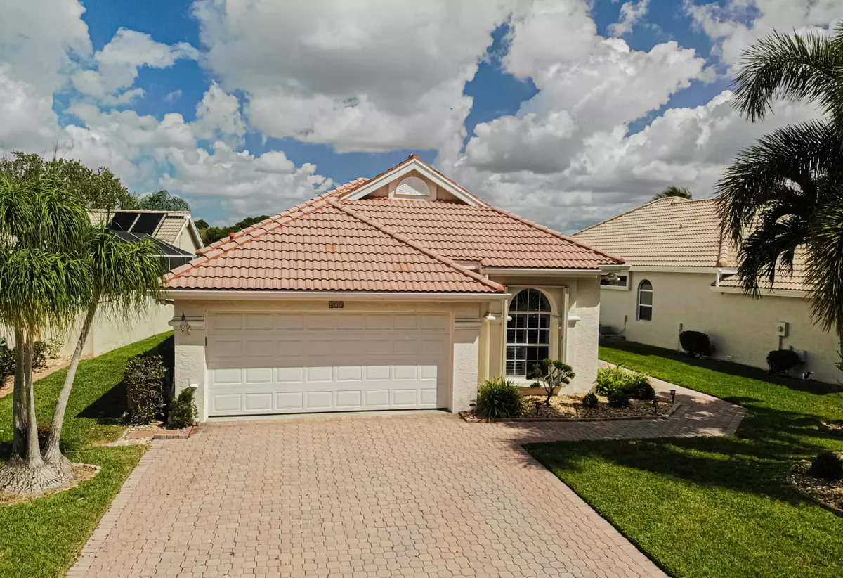 Port Saint Lucie, FL 34986,425 SW Horseshoe Bay