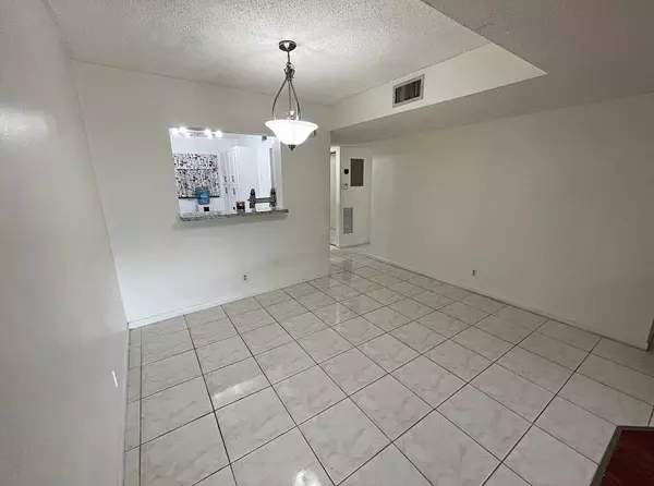 Coral Springs, FL 33065,3016 Coral Springs DR 101-3