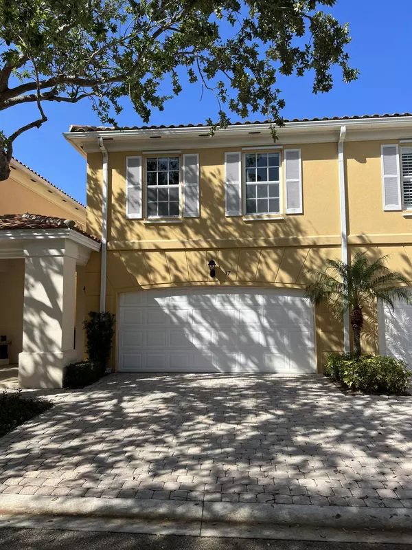 Tequesta, FL 33469,17 Oakleaf Court