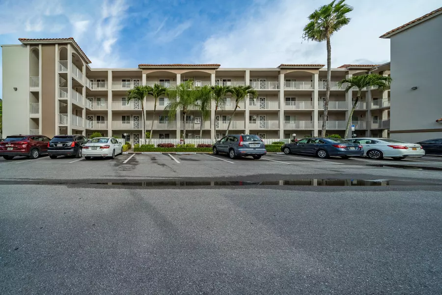 14096 Huntington Pointe DR 205, Delray Beach, FL 33484