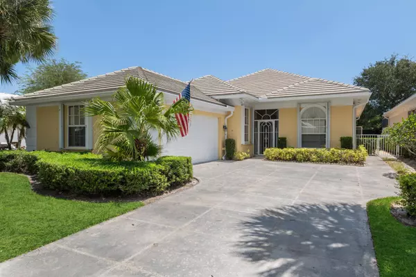 8600 Doverbrook DR, Palm Beach Gardens, FL 33410