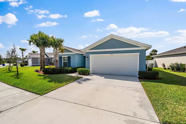 Fort Pierce, FL 34981,3521 Carriage Pointe CIR