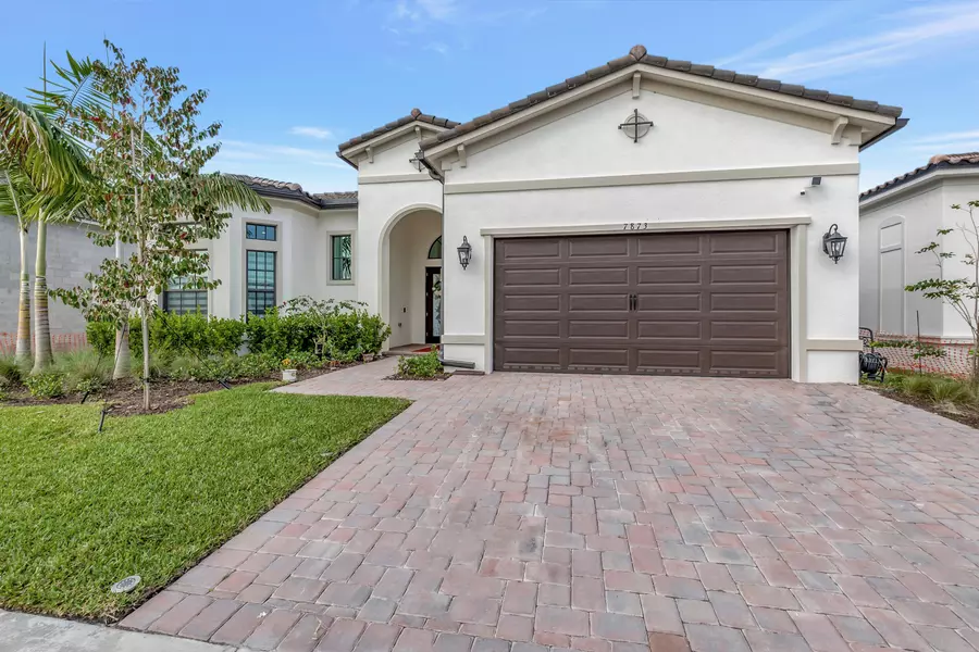 7873 Deer Lake CT, Parkland, FL 33067