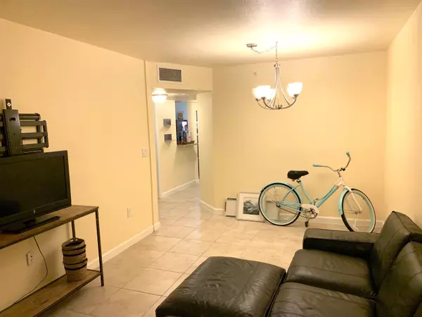 Cutler Bay, FL 33190,22301 SW 88th PL 205-3