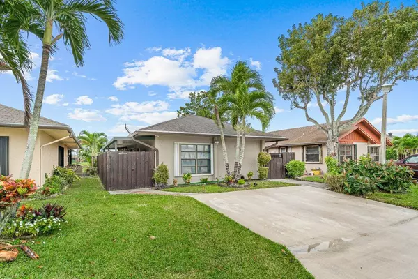 West Palm Beach, FL 33415,5398 Garden Hills CIR