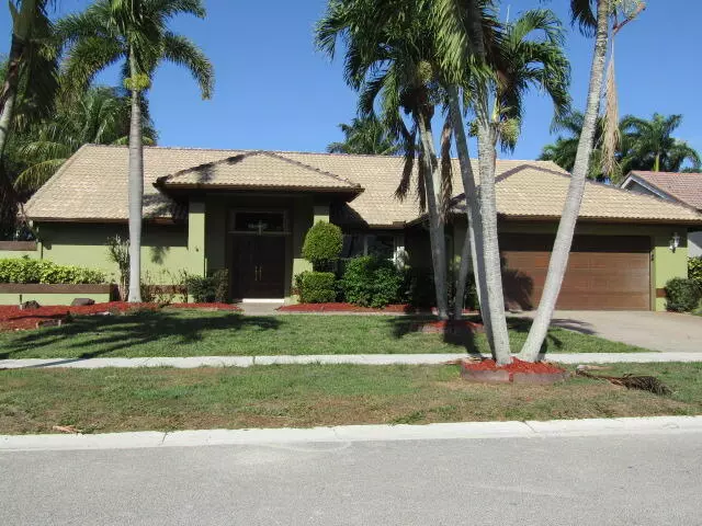 6850 Blue Bay CIR, Lake Worth, FL 33467