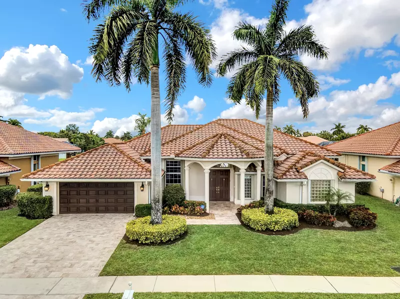 19097 Cloister Lake LN, Boca Raton, FL 33498