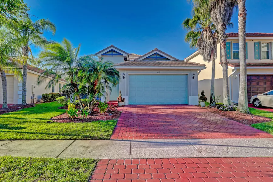 635 Belle Grove LN, Royal Palm Beach, FL 33411