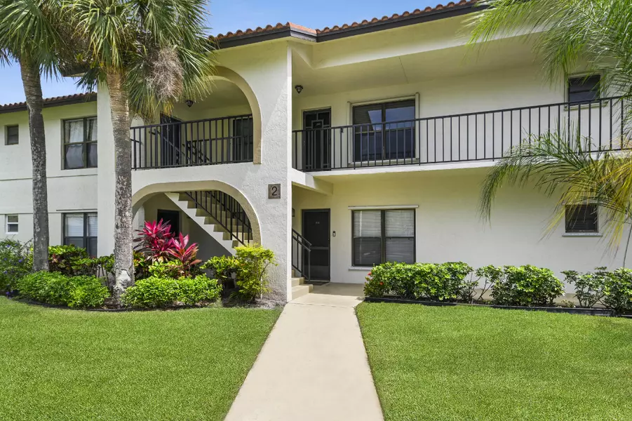 2 ViA De Casas Sur 202, Boynton Beach, FL 33426