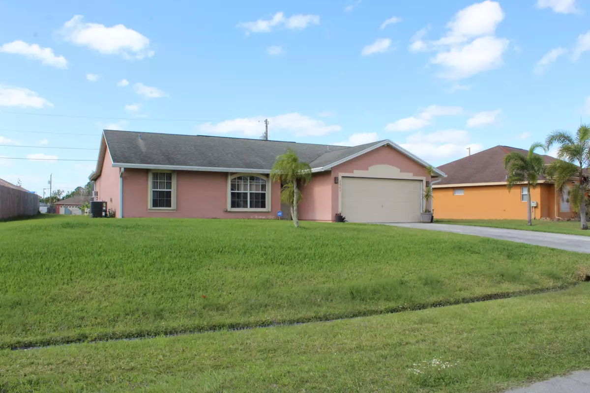 Port Saint Lucie, FL 34953,2307 SW Kent CIR