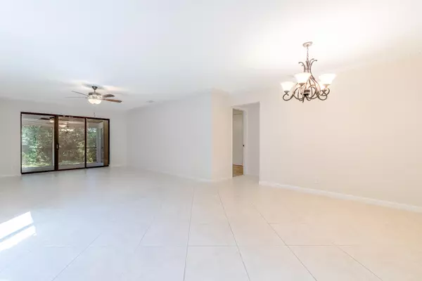 Coconut Creek, FL 33066,4377 Acacia CIR