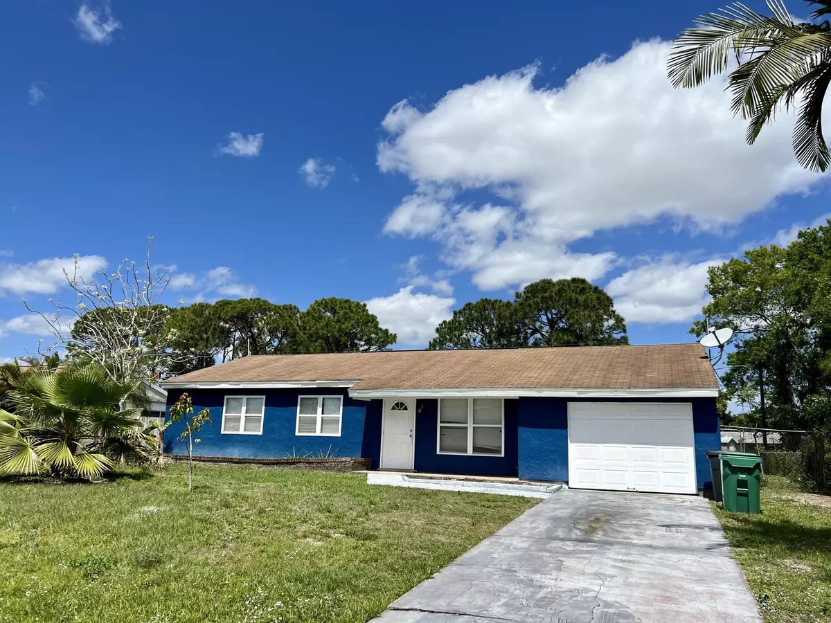 Port Saint Lucie, FL 34984,161 SW Dalva AVE