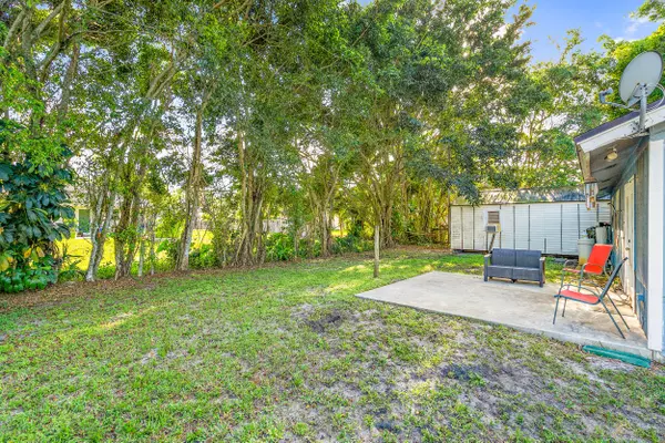 Loxahatchee Groves, FL 33470,15346 San Diego DR