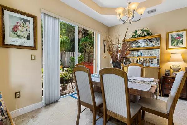 Palmetto Bay, FL 33157,9057 SW 161st TER