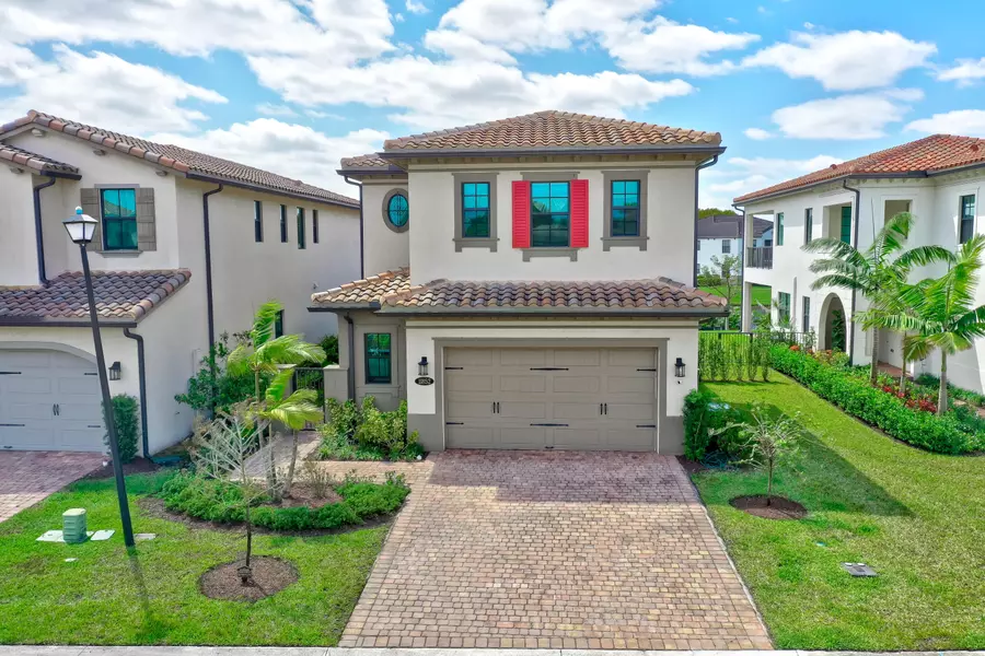 11852 SW 13 CT, Pembroke Pines, FL 33025