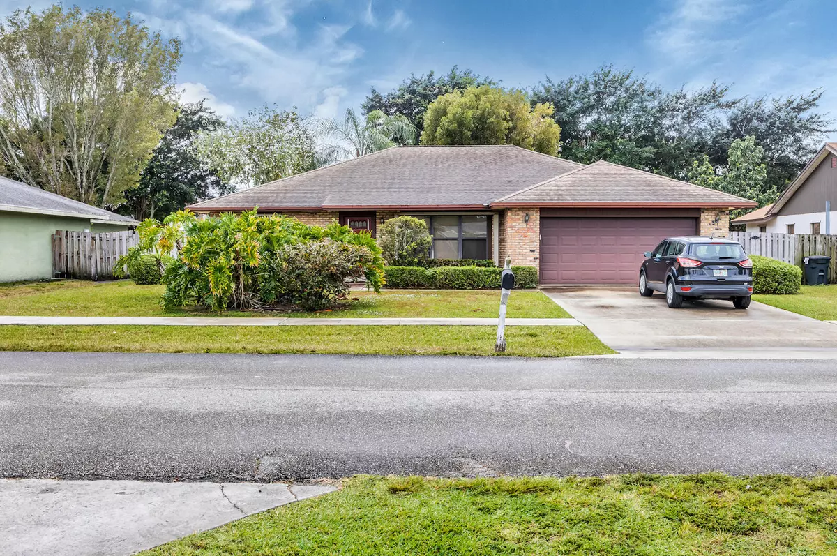 Lake Worth, FL 33467,7345 Woodland Creek LN