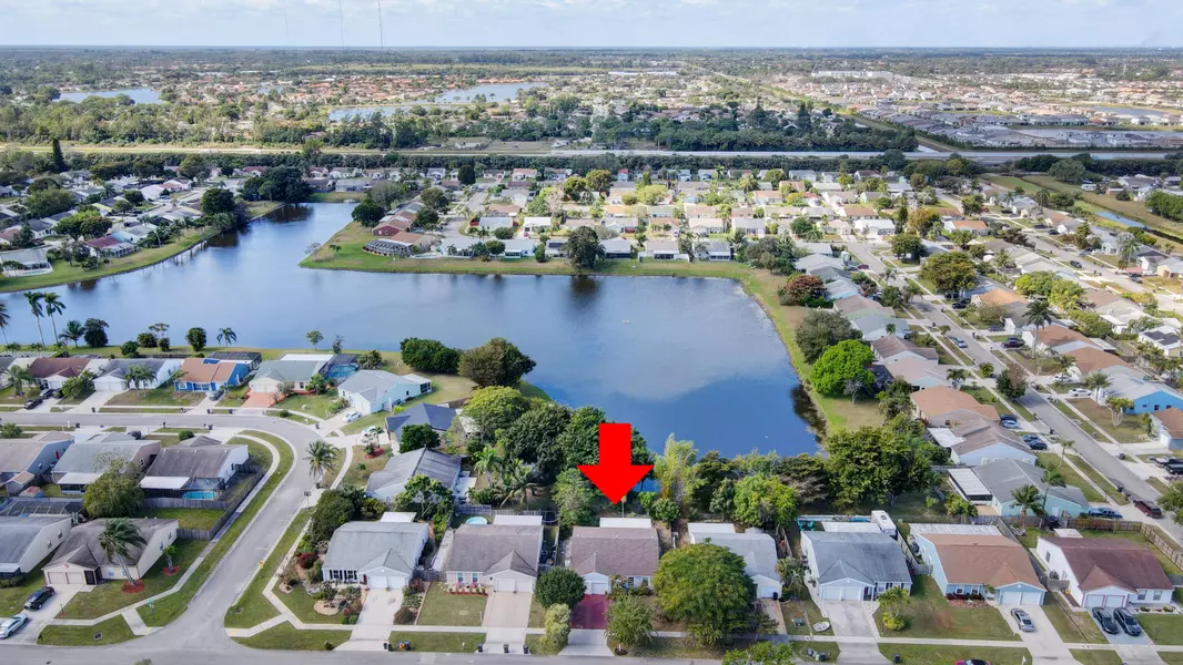 5047 E Canal CIR, Lake Worth, FL 33467