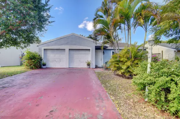 Lake Worth, FL 33467,5047 E Canal CIR