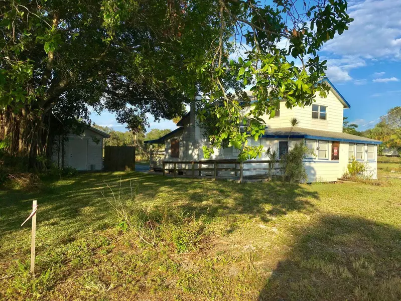 380 E Midway RD, Fort Pierce, FL 34982