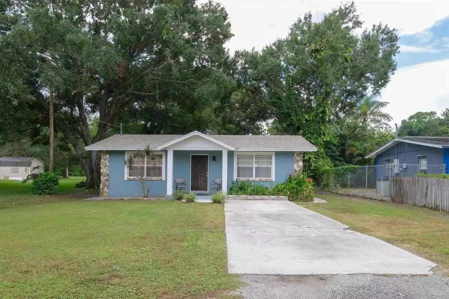 601 Russ RD, Fort Pierce, FL 34982