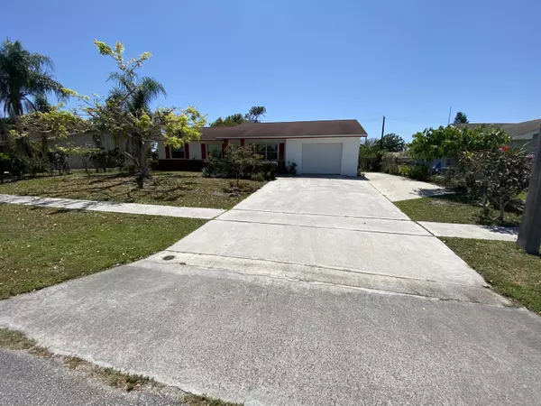 Royal Palm Beach, FL 33411,123 Bobwhite RD