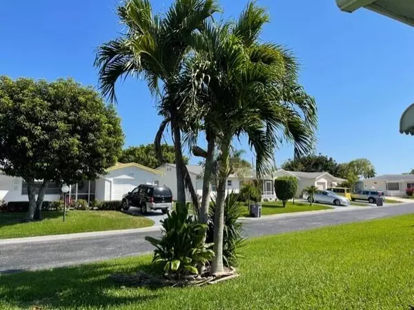 West Palm Beach, FL 33417,5180 Nicholas DR