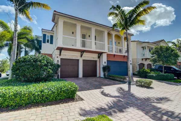 100 NW 69th CIR 46, Boca Raton, FL 33487