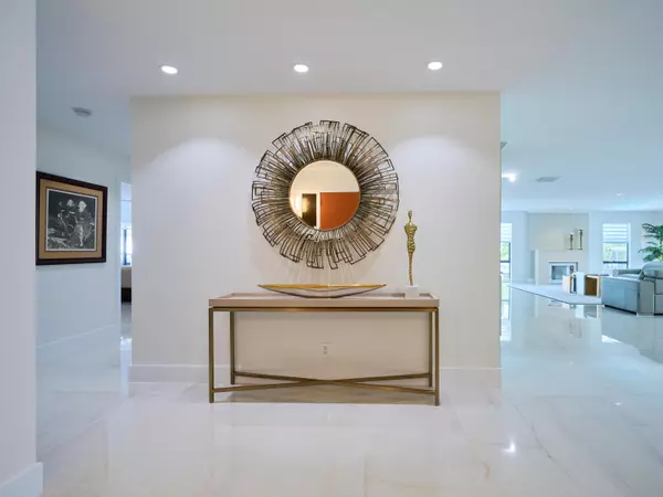 Fort Lauderdale, FL 33301,76 Isle Of Venice DR H