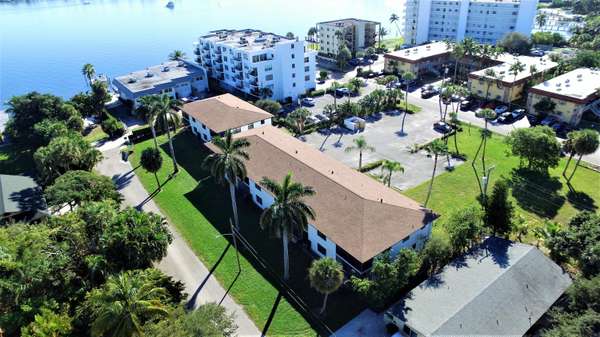 Lantana, FL 33462,225 Croton 1 AVE 1