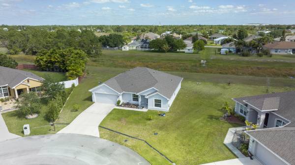 5858 NW Joppa CT, Port Saint Lucie, FL 34986