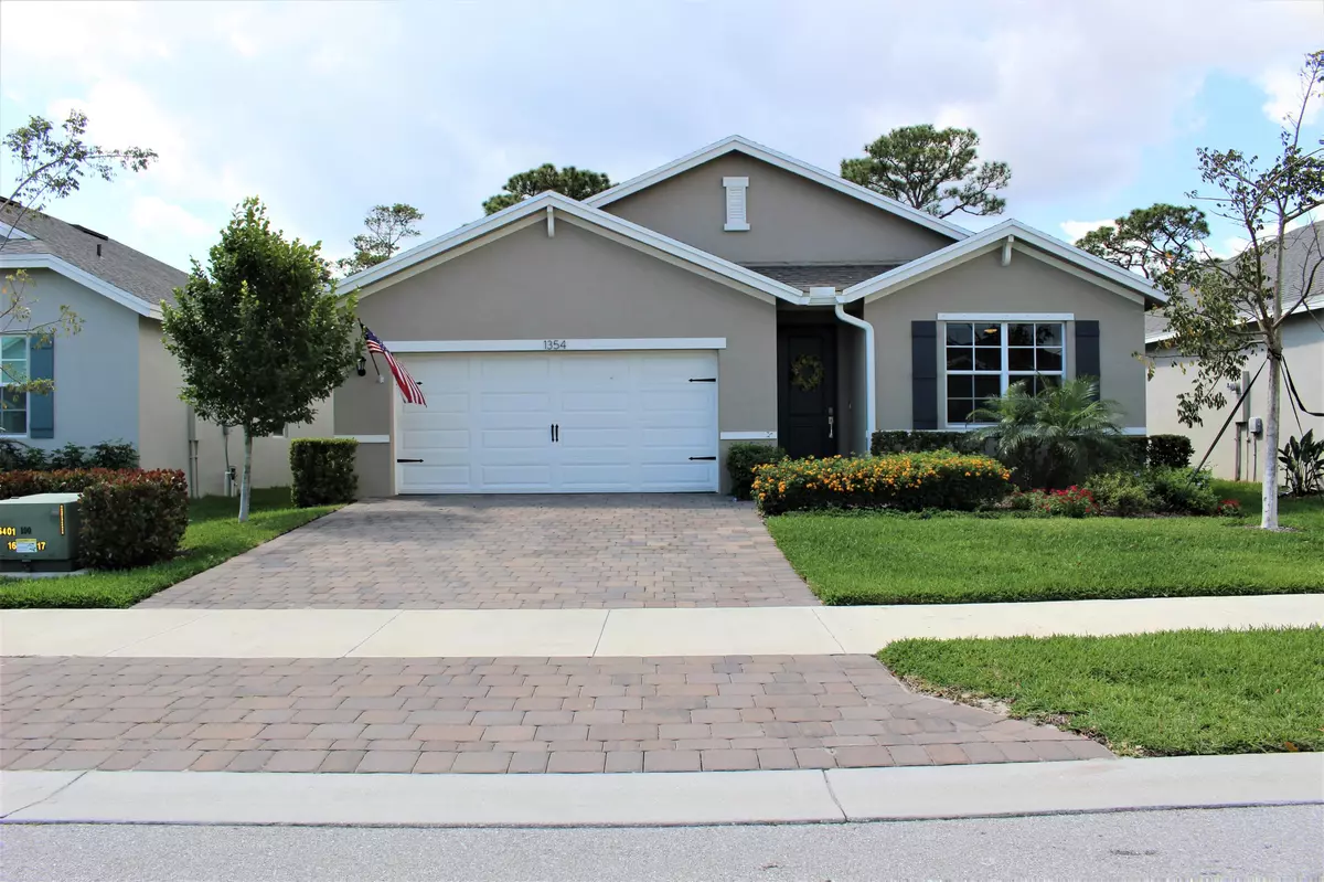 Jensen Beach, FL 34957,1354 NE White Pine TER