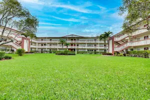 194 Brighton E, Boca Raton, FL 33434