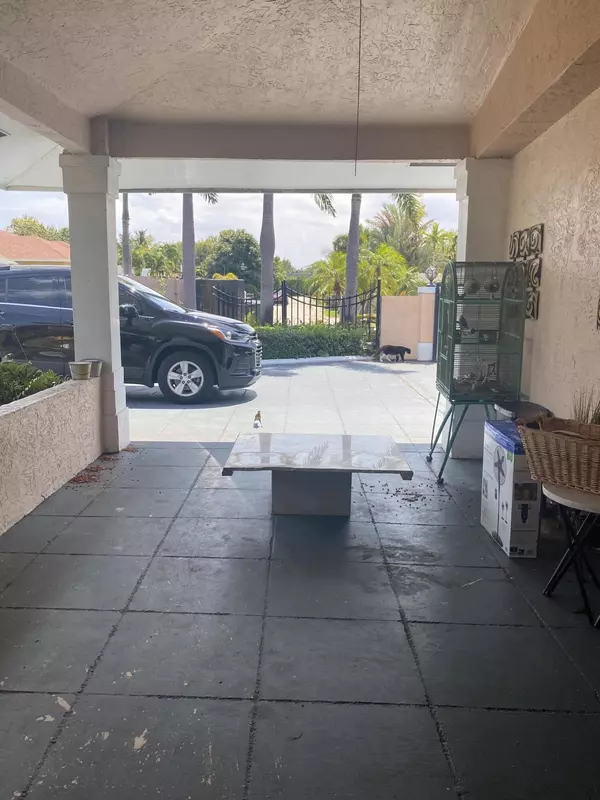 Lake Clarke Shores, FL 33406,1703 Mango CIR